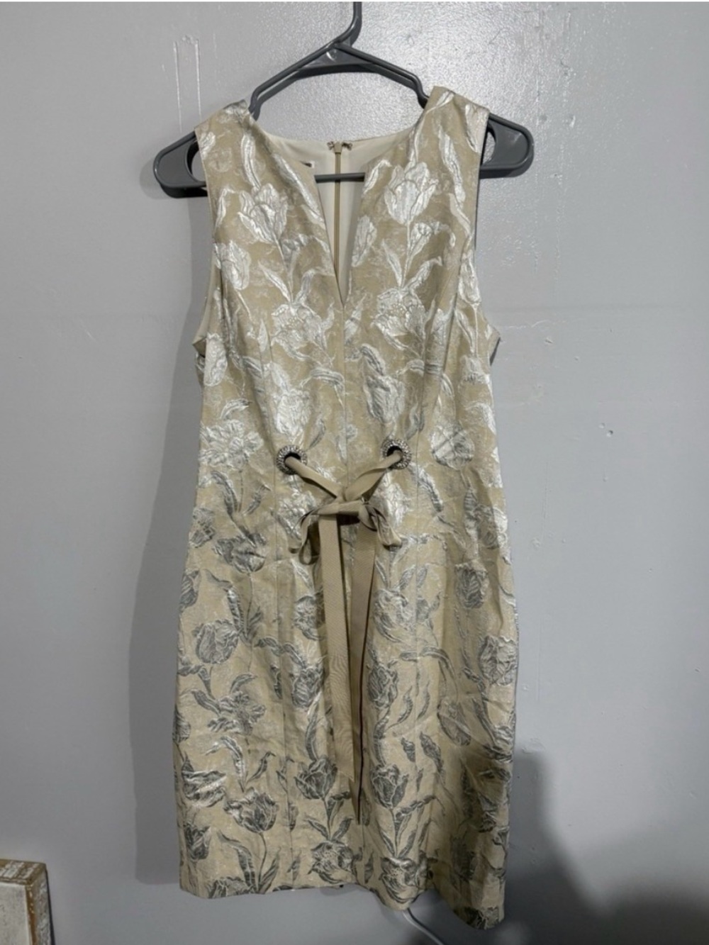 Chetta B Sherrie Bloom Peter Noviello Cream And Silver‎ metallic floral Dress 8